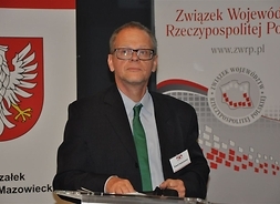Prof. Paweł Swianiewicz