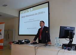 Marszałek Adam Struzik podczas wystąpienia na temat przyszłości Mazowsza w kontekście realizacji nowej agendy unijnej