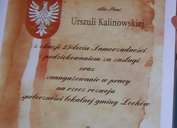 Dyplom uznania dla Pani Urszuli Kalinowskiej za zasługi oraz za zaangażowanie w pracy na rzecz rozwoju gminy Łochów