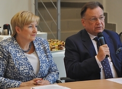 Marszałek Adam Struzik i członek zarządu Elżbieta Lanc