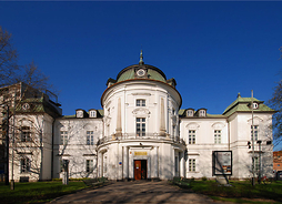 Pałac Przebendowskich - wejście główne