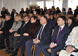 w uroczystości udział wzięli m.in. przewodniczący sejmiku Ludwik Rakowski, marszałek Adam Struzik oraz radni województwa mazowieckiego