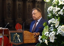 Marszałek Adam Struzik przemawia podczas uroczystości w Płocku, fot. Karol Krajewski