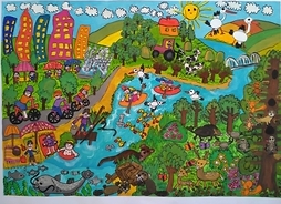 nasycona kolorami praca ukazująca radosnych ludzi w rzece i nad brzegiem rzeki oraz zwierzęta w lesie