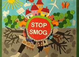 w centralnej części obrazu widać znak Stop Smog