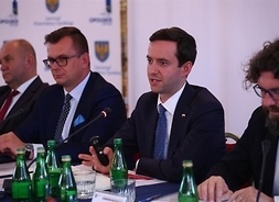 Przemawia wiceminister przedsiębiorczości i technologii Marcin Ociepa