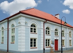 Widok z ulicy - budynek Muzeum Żydów Mazowieckich, Płock, ul. Józefa Kwiatka 7.
