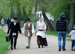 Grupa Rekonstrukcji Historycznej Ludności Cywilnej z Mławy zaprezentowała sceny z życia dawnej wsi