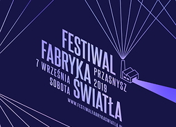 plakat wydarzenia, na fioletowym tle widać napis Festiwal Światła