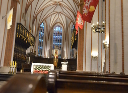 Wnętrza Bazyliki Archikatedralnej św. Jana Chrzciciela w Warszawie