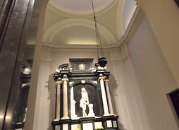 Wnętrza Bazyliki Archikatedralnej św. Jana Chrzciciela w Warszawie