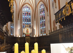 Ołtarz w Bazylice Archikatedralnej św. Jana Chrzciciela w Warszawie