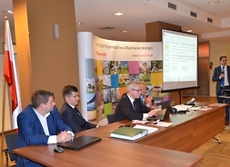 Spotkanie na temat projektu budowy ścieżek rowerowych na Mazowszu