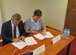 podpisanie umowy w ramach RPO WM z powiatem płońskim_1