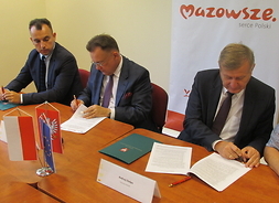 podpisanie umowy w ramach RPO WM z powiatem płońskim_3