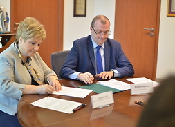 konferecnja prasowa_podpisanie umowy na termomodernizację budynków użyteczności publicznej z m. st. Warszawą w ramach RPO WM