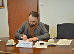 konferecnja prasowa_podpisanie umowy na termomodernizację budynków użyteczności publicznej z m. st. Warszawą w ramach RPO WM