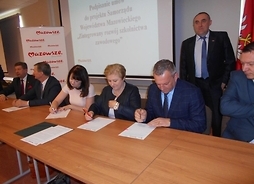 podpisanie umów na wsparcie szkół zawodowych w subregionie ostrołęckim