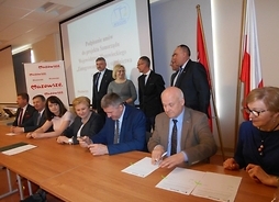podpisanie umów na wsparcie szkół zawodowych w subregionie ostrołęckim