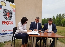podpisanie umów w Skaryszewie