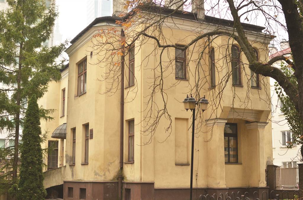Budynek przyszłego Muzeum Getta Warszawskiego